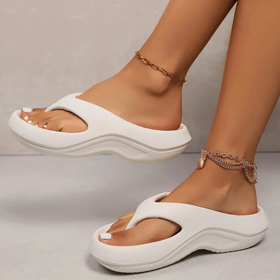 Iryna Stylish Lightweight Slipper