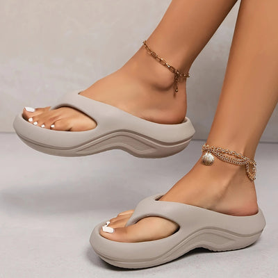 Iryna Stylish Lightweight Slipper
