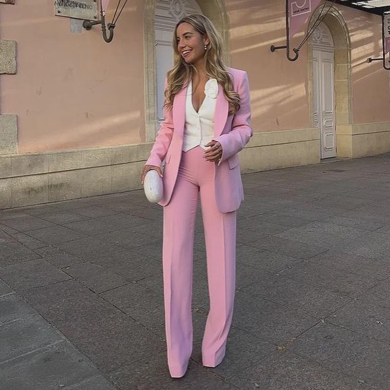 Ivory Edge™ | Suit