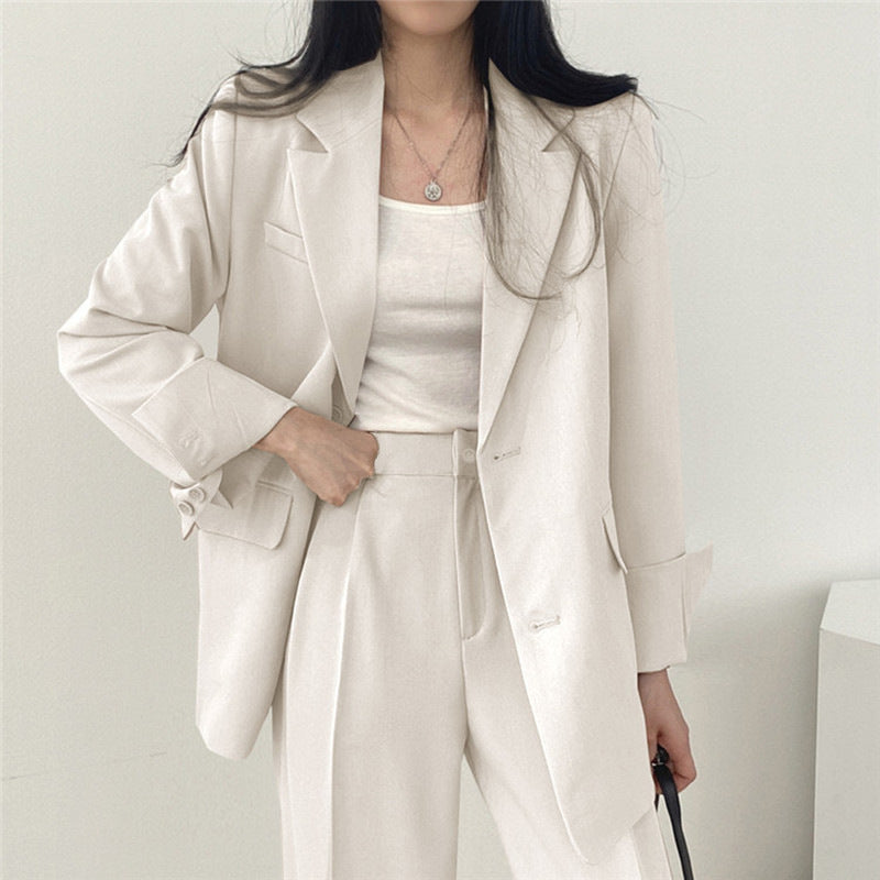 Ivory Edge™ | Suit