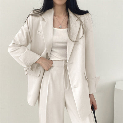 Ivory Edge™ | Suit