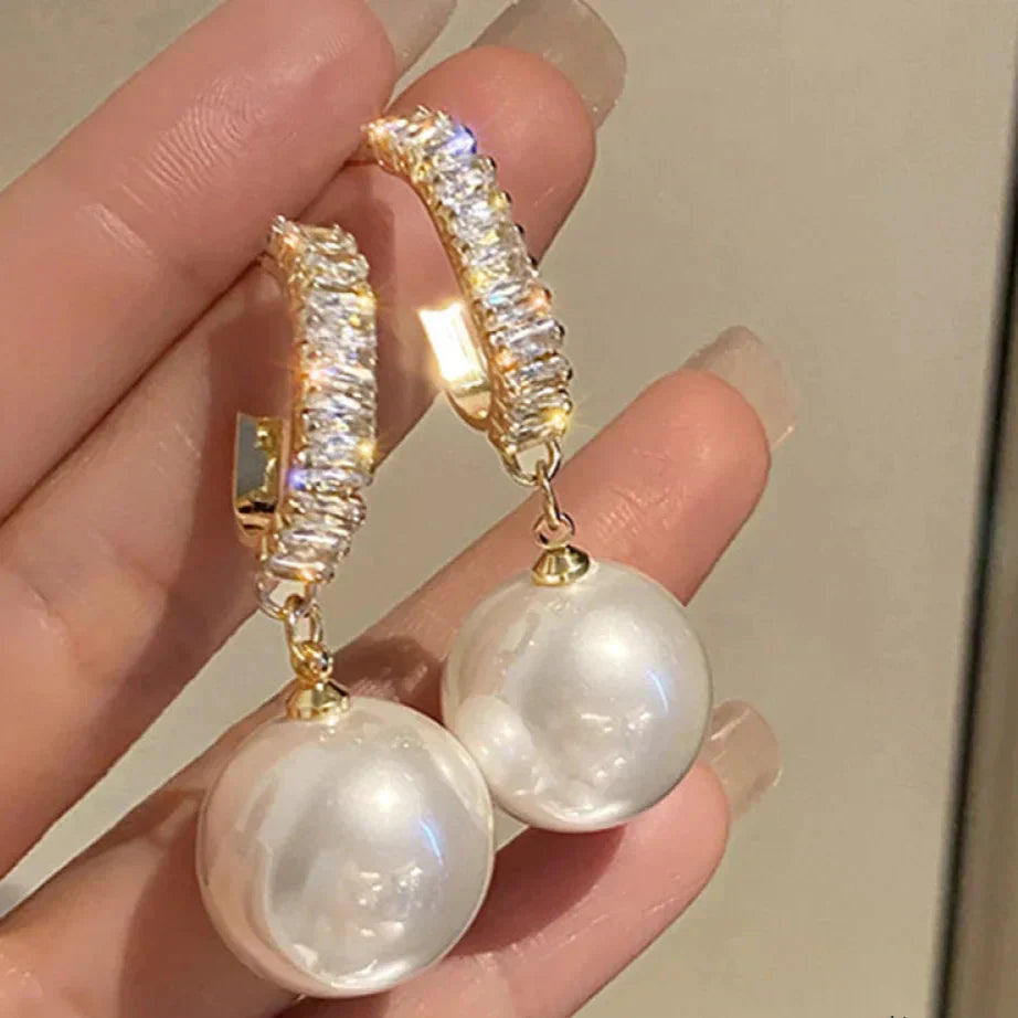 Alanna | Pearl & Zirconia Earrings