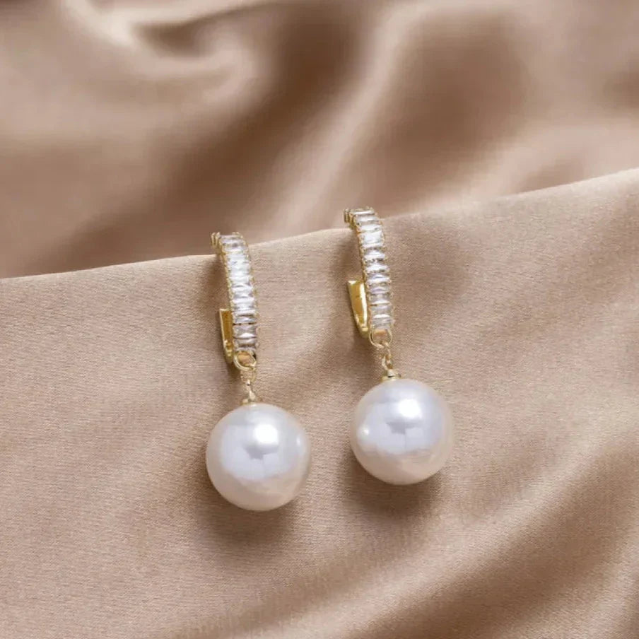 Alanna | Pearl & Zirconia Earrings