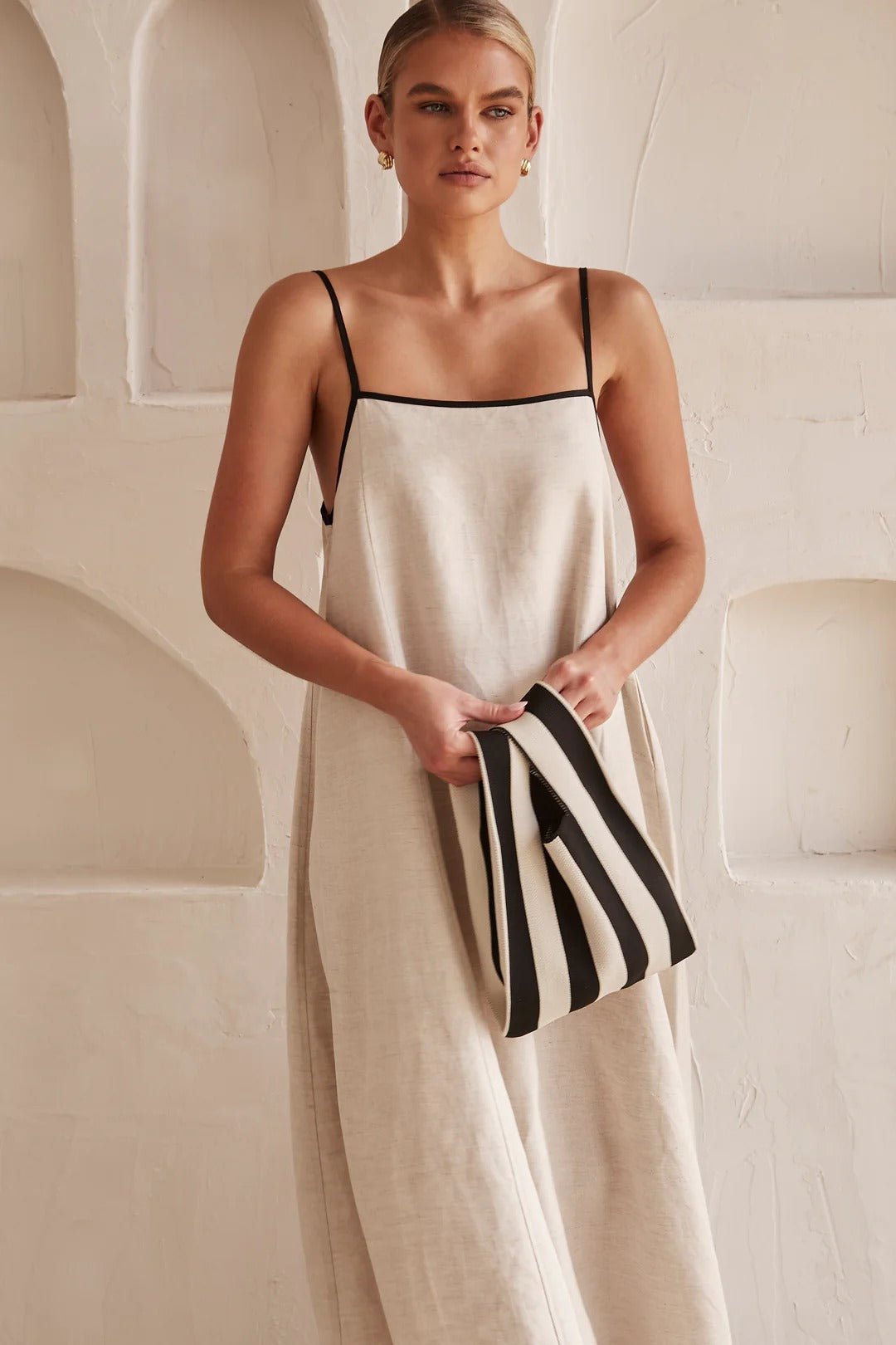 Genevieve | Contrast-Trim Linen Maxi Dress