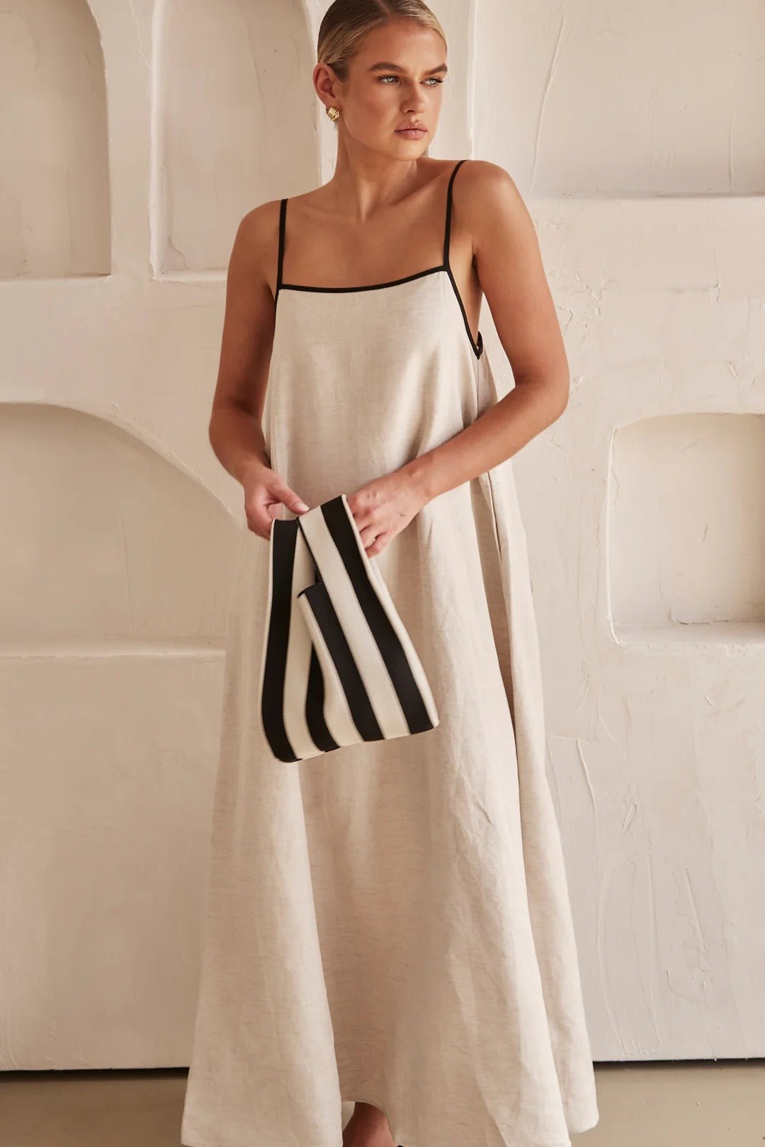 Genevieve | Contrast-Trim Linen Maxi Dress