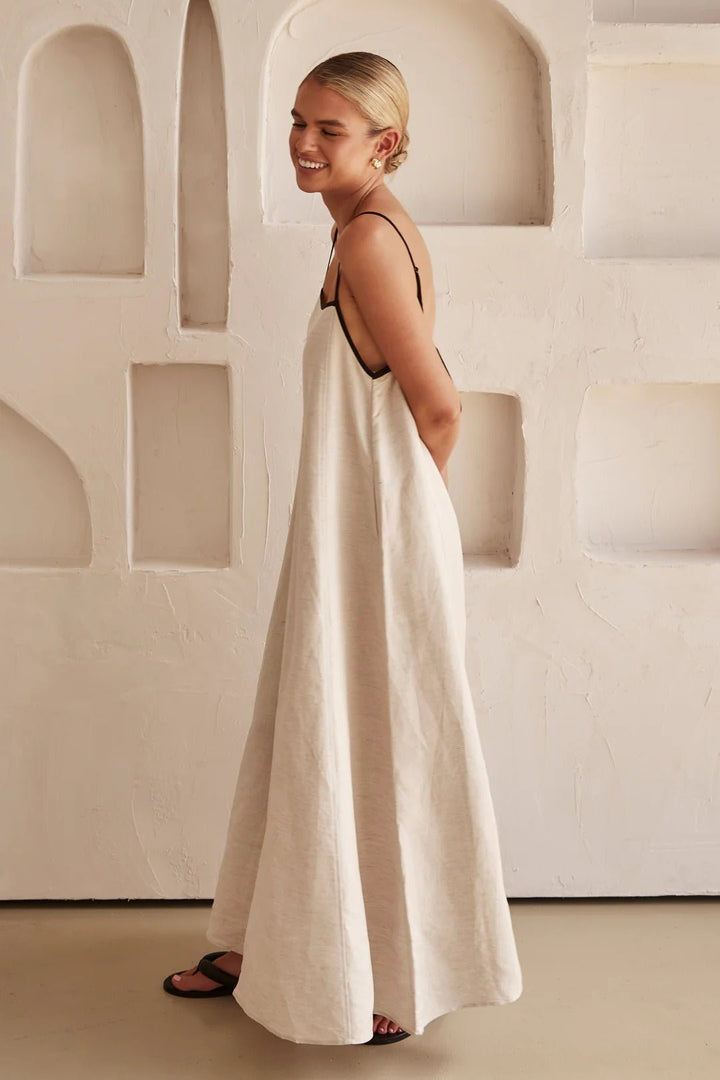 Genevieve | Contrast-Trim Linen Maxi Dress